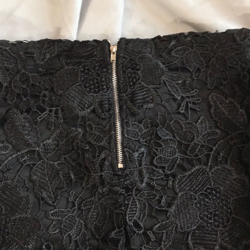 NWT black crochet skirt - Picture 4 of 5